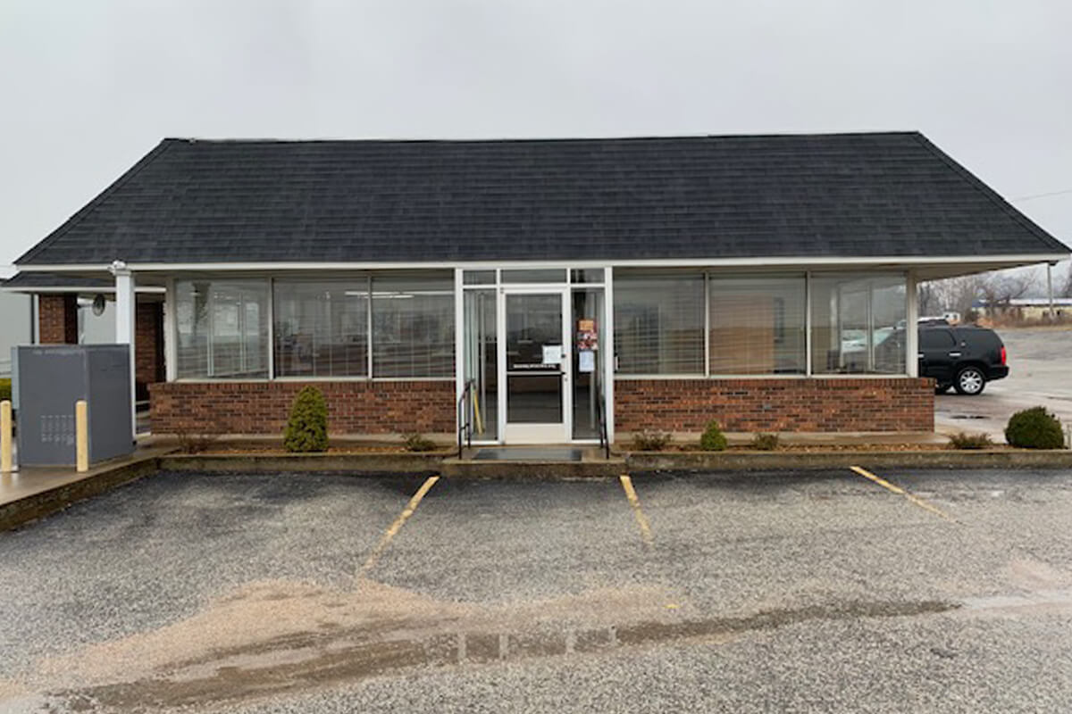 The Peoples Bank branch in Maury City